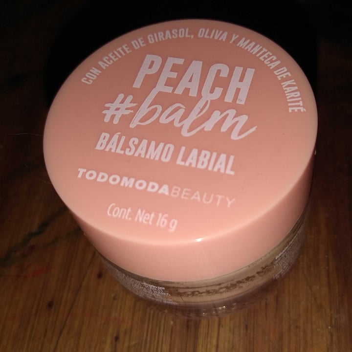 photo of Todomoda Beauty Bálsamo labial peach #balm shared by @andreavegana7 on  15 Apr 2021 - review