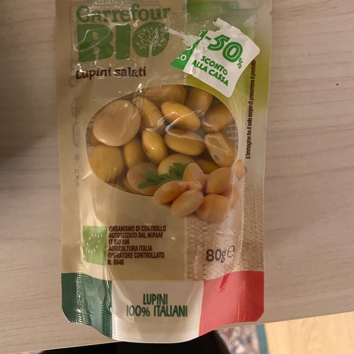 photo of Carrefour Bio Lupini salati shared by @blondeidentity on  31 Dec 2021 - review
