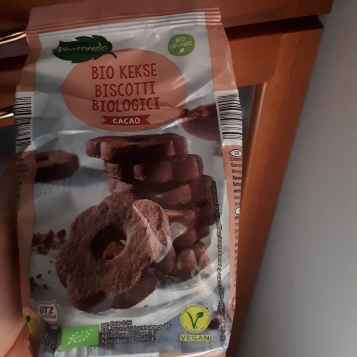 photo of Vemondo Vegan Chocolate Biscuits shared by @oliveg on  05 Sep 2020 - review