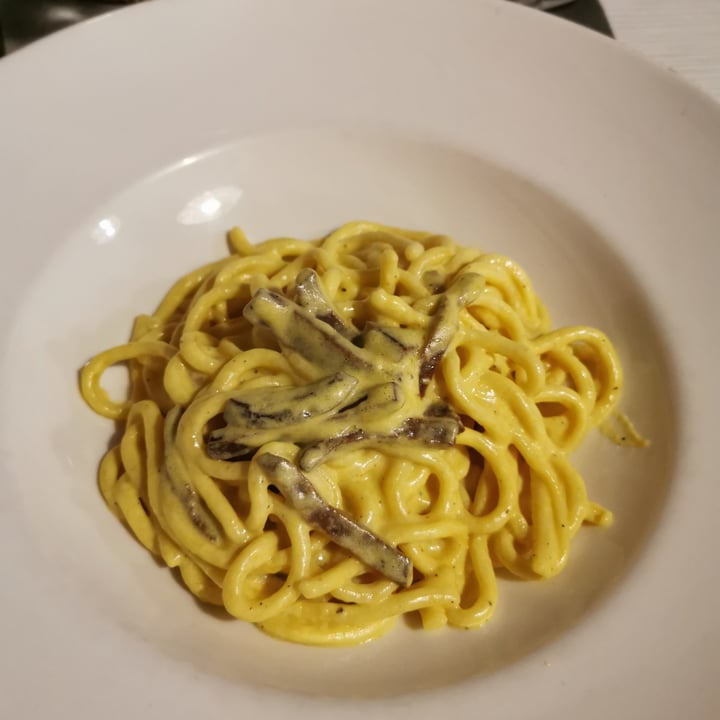 photo of Ristorante Vegano Biologico La Lanterna Bigoli alla carbonara vegetale shared by @polpettina on  05 Jun 2022 - review