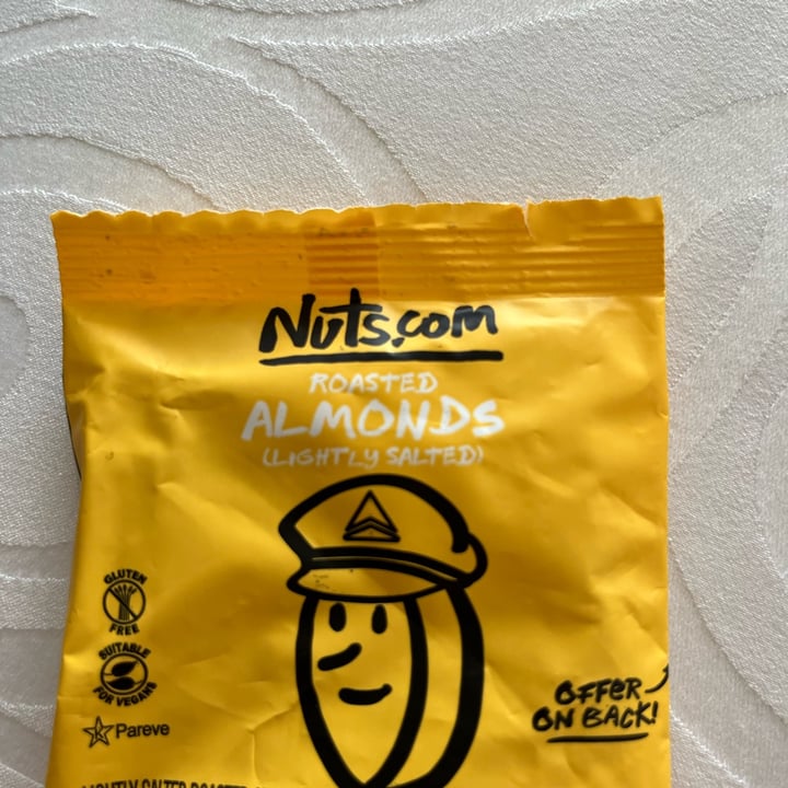 photo of Nuts.com Roasted almonds lightly salted shared by @tatanka05 on  07 Oct 2022 - review