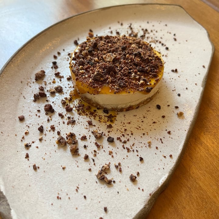 review photo of Da Vila Cheesecake Com Calda De Maracujá shared by @humantay on 10 Jul 2022 - review