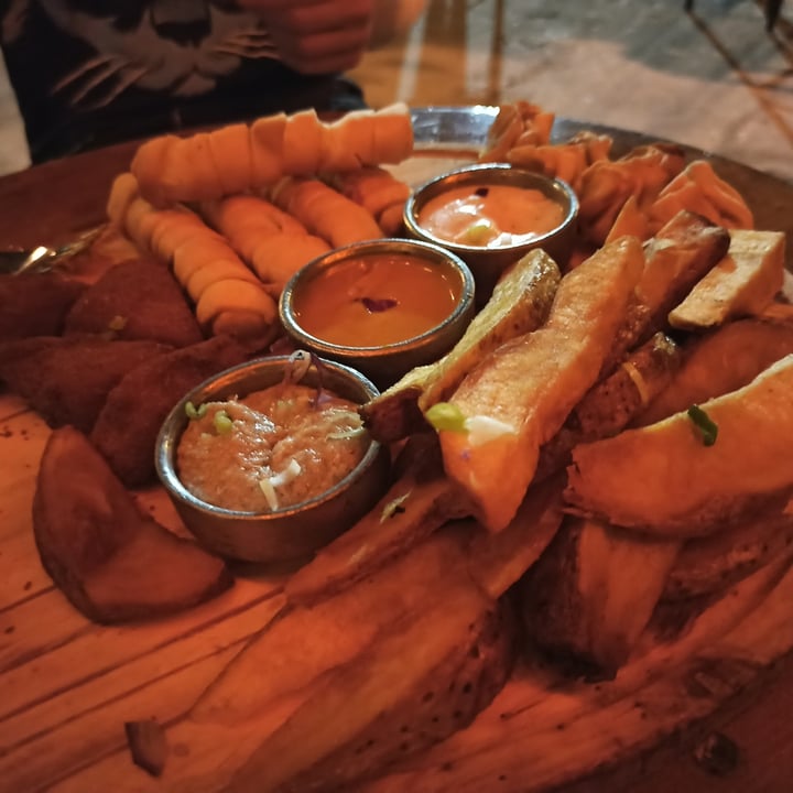 review photo of Red Frog Beer House Picada Fiesta Vegana shared by @ghostreveries on 28 Feb 2021 - review