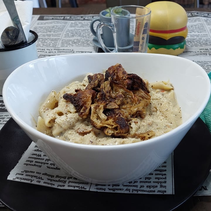 review photo of Vegan Streetfood Deli - Obs Alfredo Pasta shared by @xica4z on 24 Jun 2022 - review