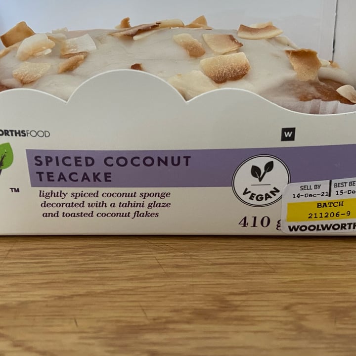 photo of Woolworths Food tea cake shared by @luigif on  13 Dec 2021 - review