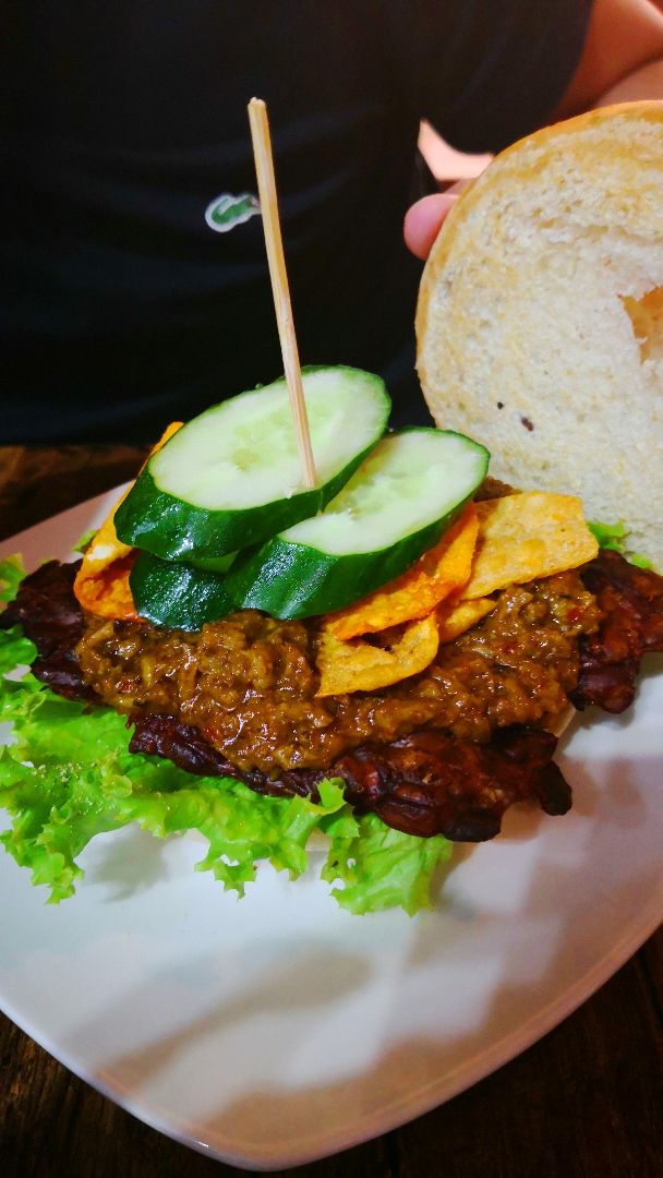 photo of nomVnom Bistro Tempeh Rendang burger shared by @carachew on  28 Jun 2019 - review