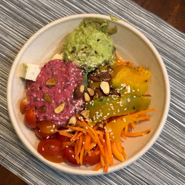 菜肴“Buddha Bowl”的照片
