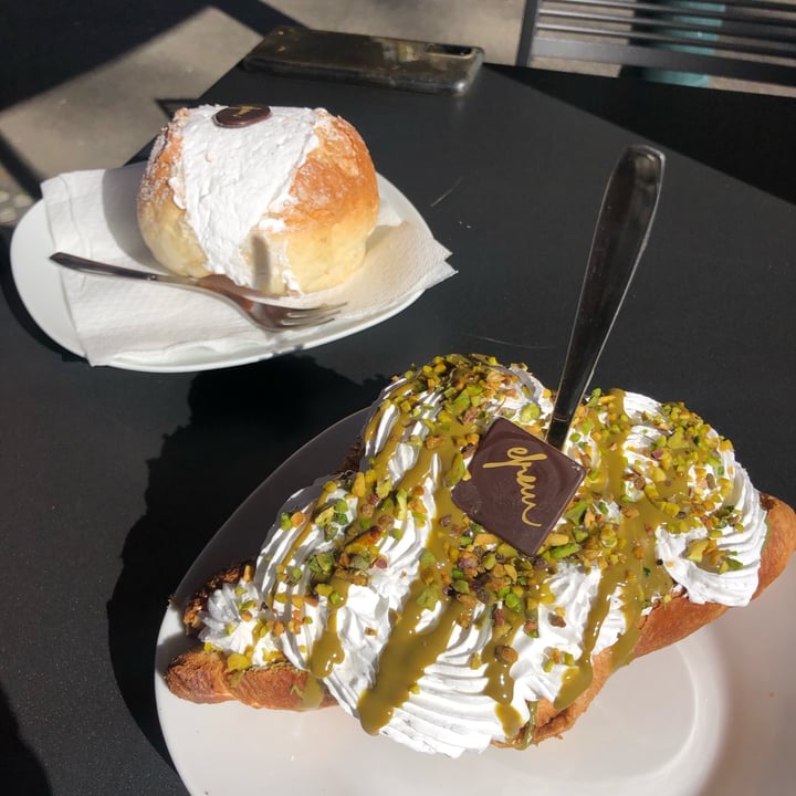 photo of Efrem - Gourmet Boutique and Finest Bar Brioche Bomba shared by @susimix on  07 Apr 2022 - review
