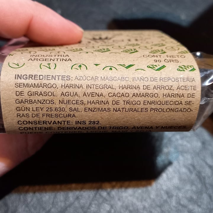 review photo of Brownie del Rey Brownie con Nueces shared by @mavipesoa on 02 Apr 2022 - review