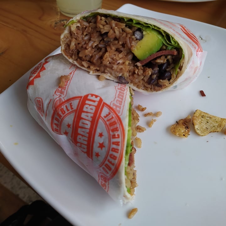 photo of Vegan'us Burrito vegano shared by @saraluer on  13 Mar 2021 - review
