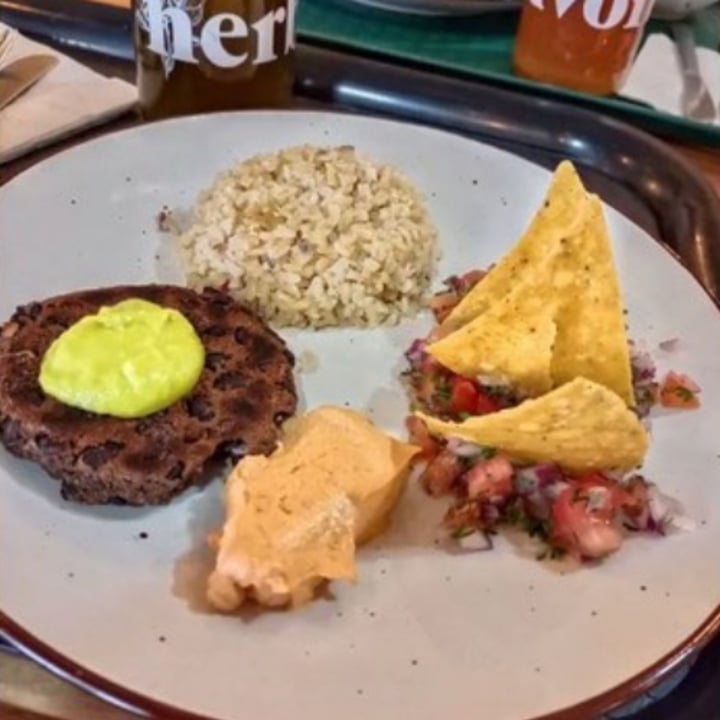 photo of Herbívoro restaurante vegano Almuerzo Del Dia shared by @sunshine18 on  15 May 2022 - review