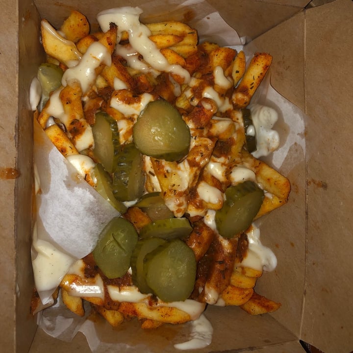 photo of Trusty Buck's BBQ and Garlic Mayo Fries shared by @thekuceisloose on  29 Mar 2021 - review