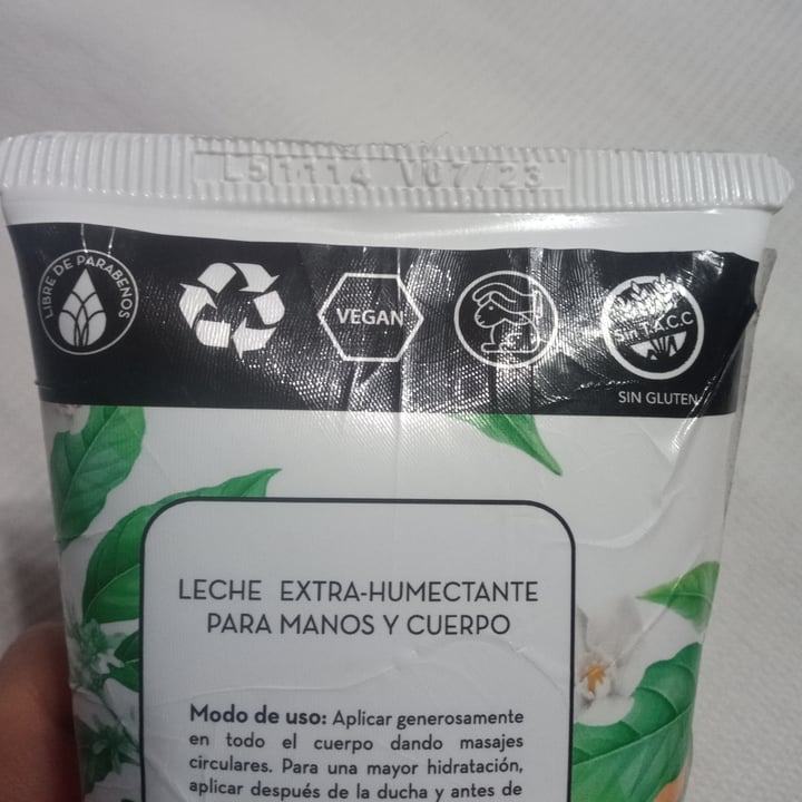 photo of Veganis Leche Extra Humectante de Neroli Salvaje y aceite Orgánico de Oliva 200g shared by @sashii on  12 Mar 2021 - review