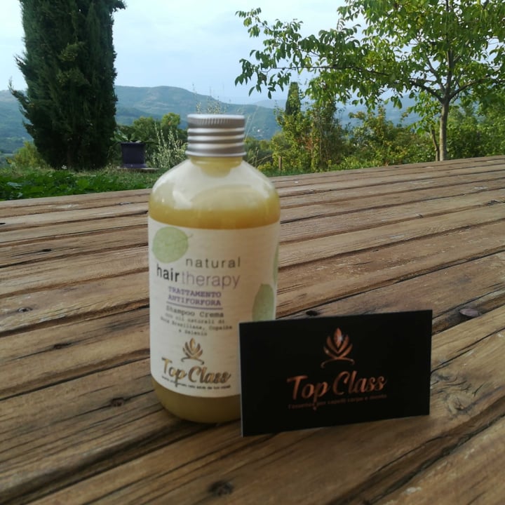 review photo of top class hair terapy shared by @serenasensi on 30 Aug 2022 - review