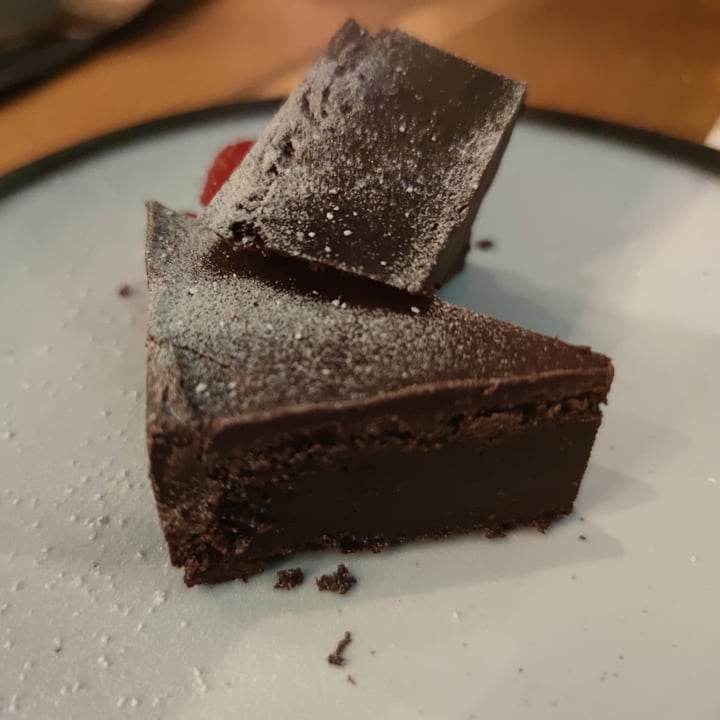 photo of Mr. & Mrs. Watson Brownie shared by @flavia91 on  12 Mar 2022 - review
