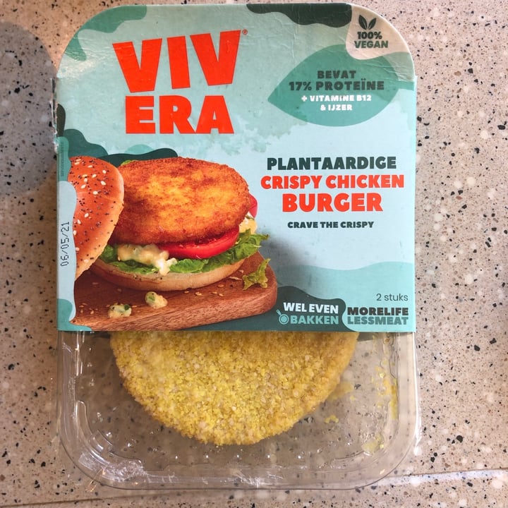 review photo of Vivera Crispy chicken burgers shared by @justinleeijen on 27 Apr 2021 - review