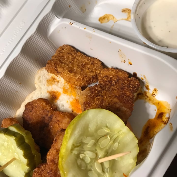 photo of Hot Chicken Takeover Nuggs shared by @thatveganjournal on  17 Mar 2022 - review