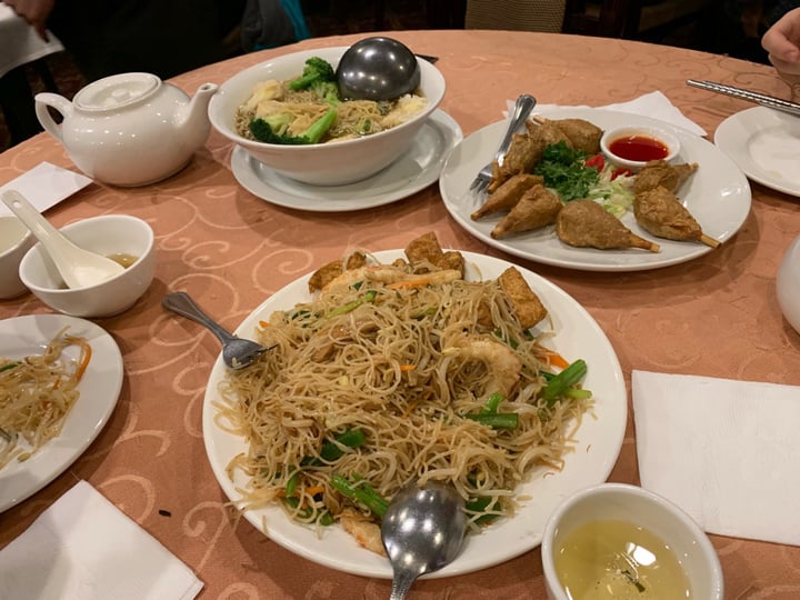 photo of Sun Bo Kong Vegetarian Restaurant 新寶光素食 Noodles shared by @veganrama on  27 Jan 2020 - review