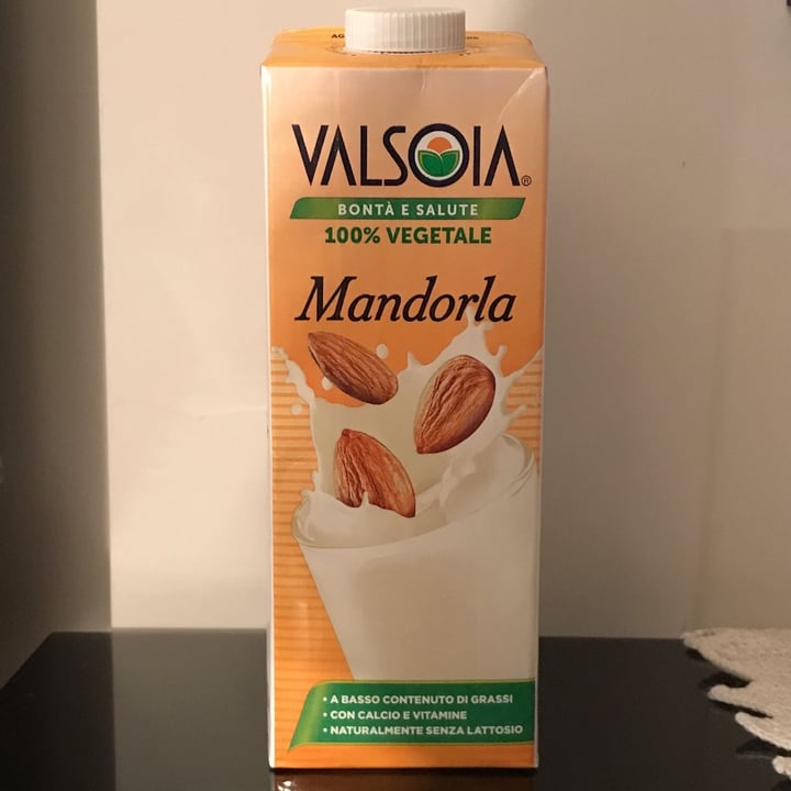 review photo of Valsoia Latte di mandorla shared by @rebi on 15 Dec 2021 - review