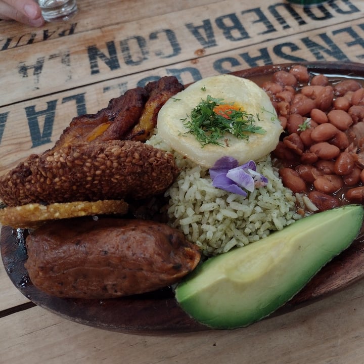 photo of Comedor de los Milagros Bandeja paisa Vegana shared by @olivgis on  11 Jul 2021 - review