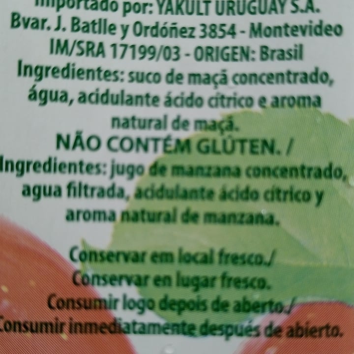 photo of Yakult Suco De Maçã 200ml shared by @marymagda on  07 Jun 2022 - review