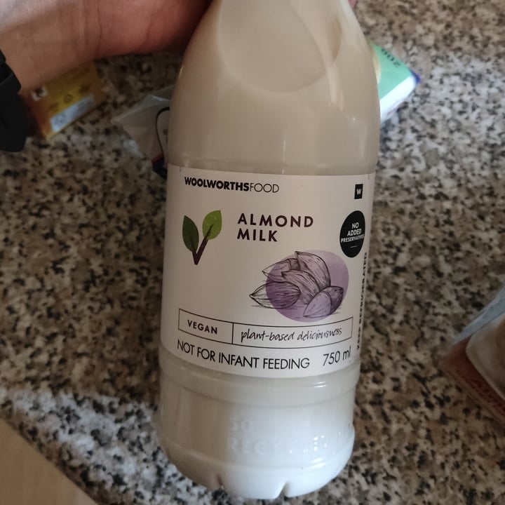 photo of Woolworths Food Almond milk shared by @space999sailor on  30 Oct 2022 - review