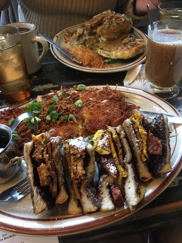 photo of Wayward Vegan Cafe The Breakfast Club shared by @thomascliquetisvegan on  17 Mar 2020 - review
