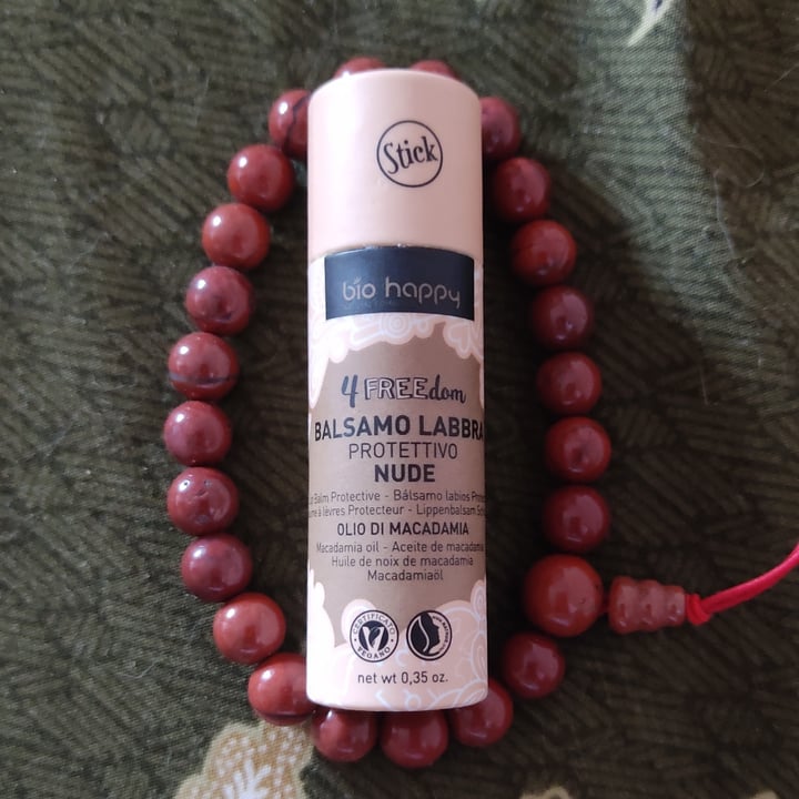 review photo of Bio Happy Balsamo Labbra Protettivo Nude shared by @jokatara on 08 Aug 2022 - review