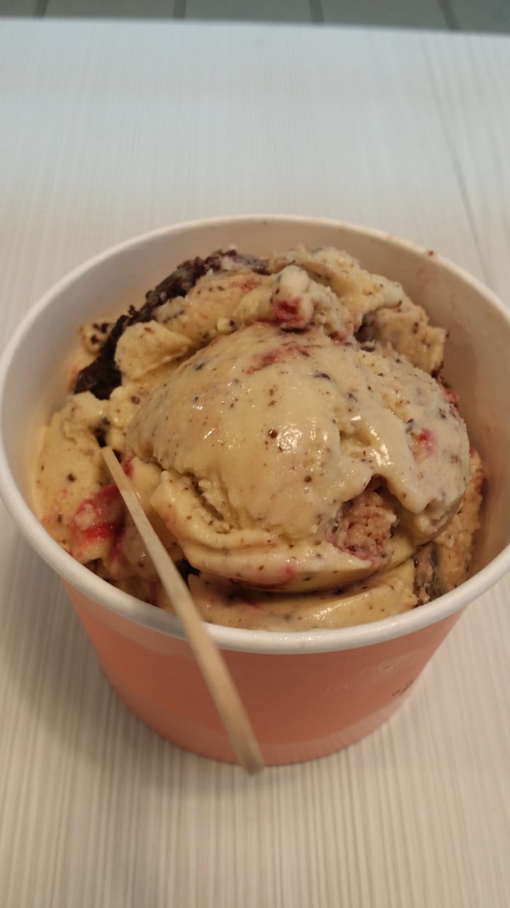 photo of Kind Kones Black Forest Ice Cream shared by @yamspotatoes on  16 Apr 2019 - review