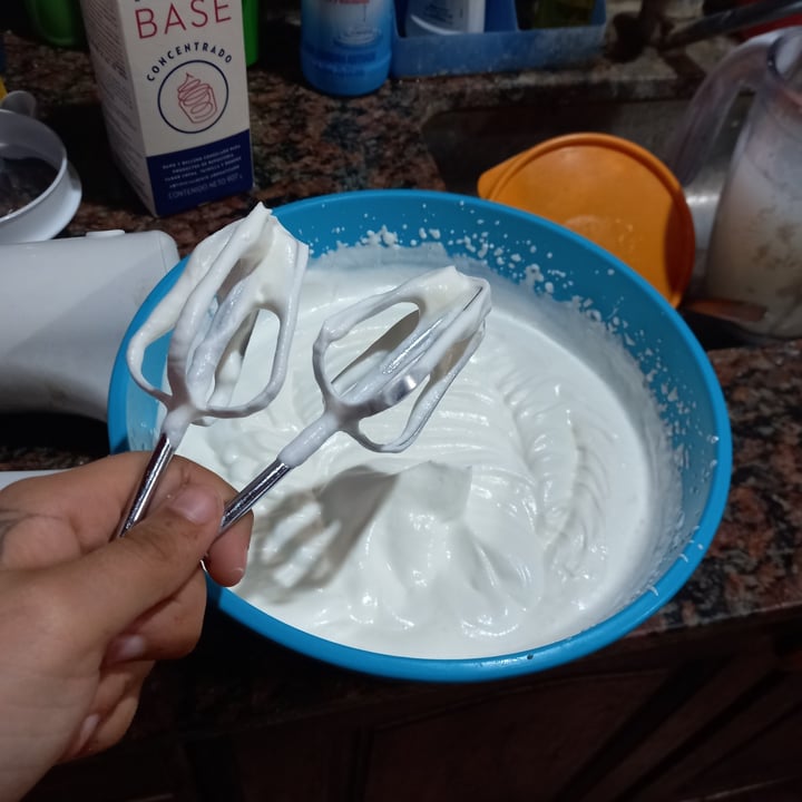 review photo of Richs Whip topping base concentrado shared by @nicoleolivera on 13 Aug 2022 - review