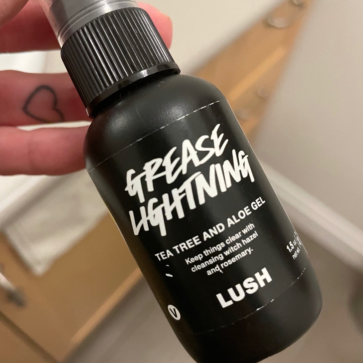 LUSH Fresh Handmade Cosmetics Grease Lightning Reviews abillion