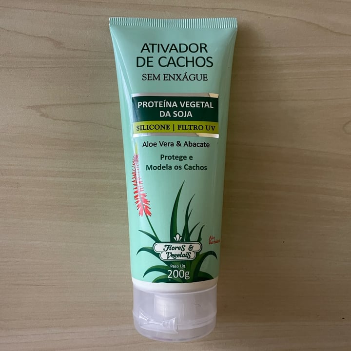 photo of Flores & Vegetais Ativador de Cachos shared by @brunaestanacozinha on  09 May 2022 - review