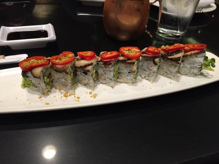 photo of Zenshin Asian Restaurant Vegan Dragon Roll shared by @mag on  30 Sep 2019 - review