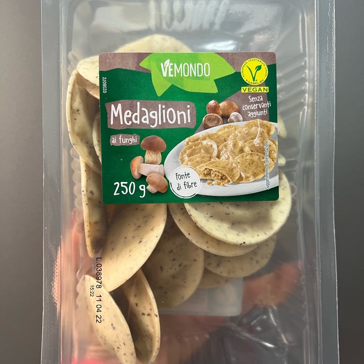 photo of Vemondo Medaglioni ai funghi shared by @elisa-sgm on  10 Apr 2022 - review