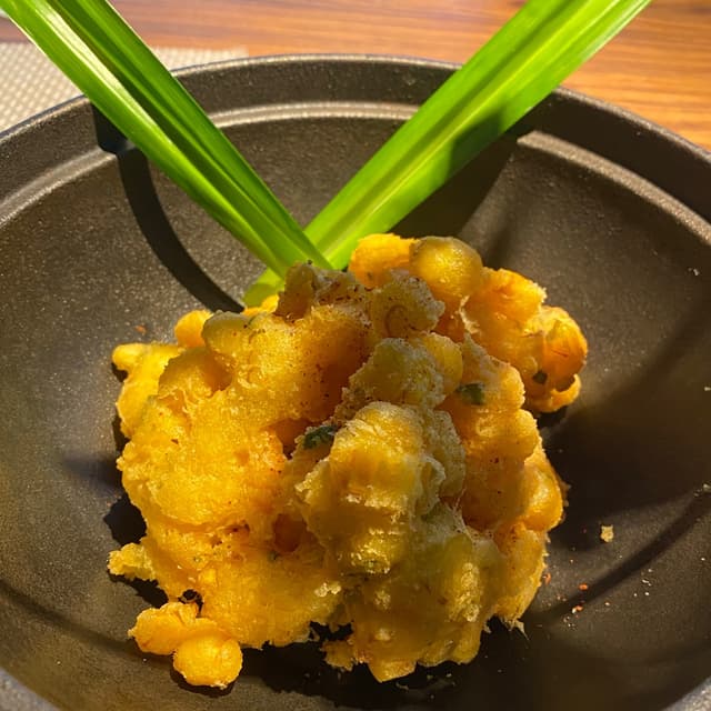 菜肴“Corn Fritters”的照片