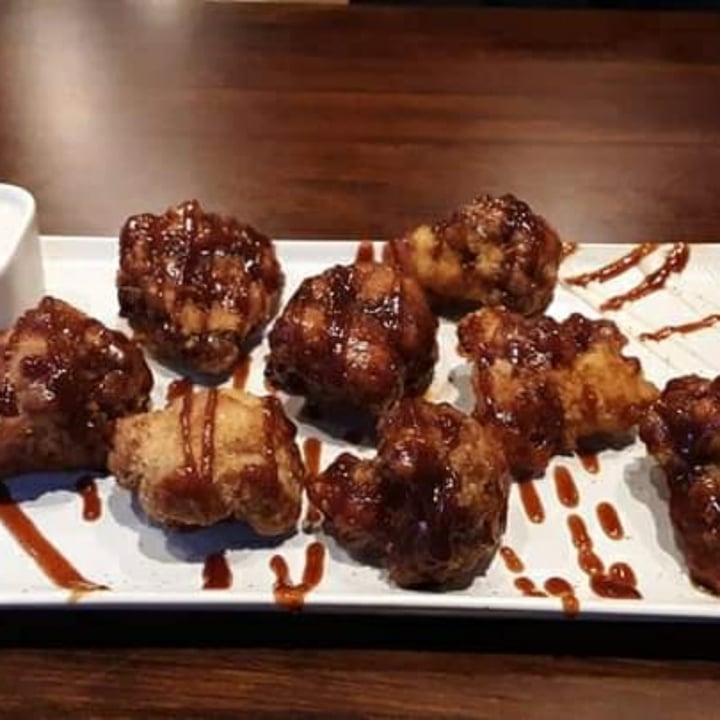 photo of The Parlor BBQ Cauliflower Wings shared by @veghead56 on  06 Nov 2020 - review