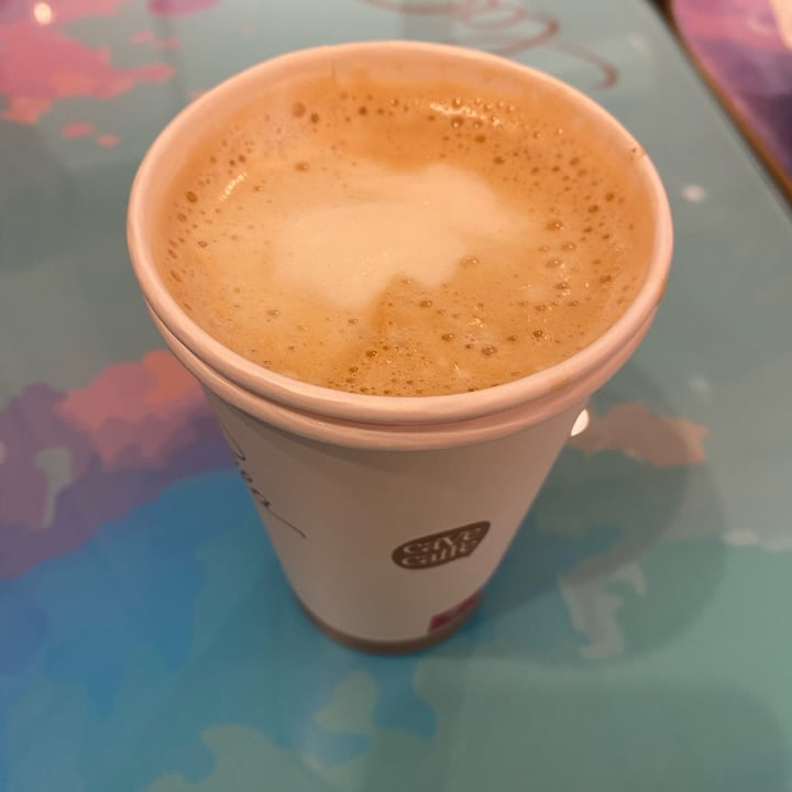 photo of la Donatella café descafeinado con leche de soja shared by @neil on  22 Sep 2022 - review