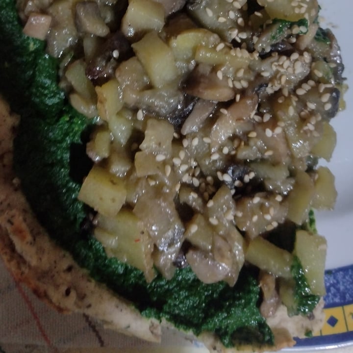 photo of Orogel Funghi Champignons shared by @laveganamarchiggiana on  04 Oct 2022 - review