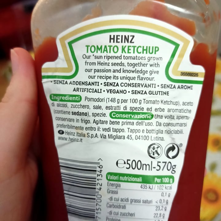 review photo of Heinz Tomato Ketchup shared by @camibenet on 25 Nov 2021 - review