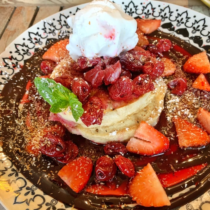 review photo of Nature Cafe Bar Cherry Ripe Pancakes shared by @lizzy on 17 Jul 2022 - review
