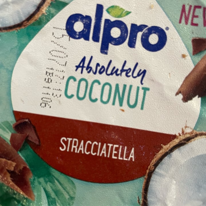 photo of Alpro Absolutely Coconut Stracciatella shared by @aocchiodablanche on  07 Jul 2022 - review