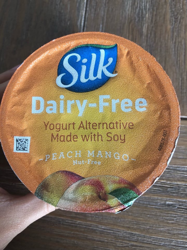 photo of Silk Peach Mango Dairy Free Yogurt alternative shared by @imcg0601 on  18 Sep 2019 - review