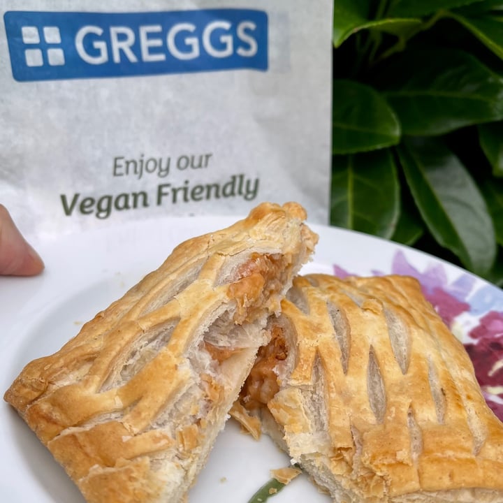 photo of Greggs Vegan Sausage Bean And Cheese Melt shared by @familywanderful on  07 Aug 2021 - review