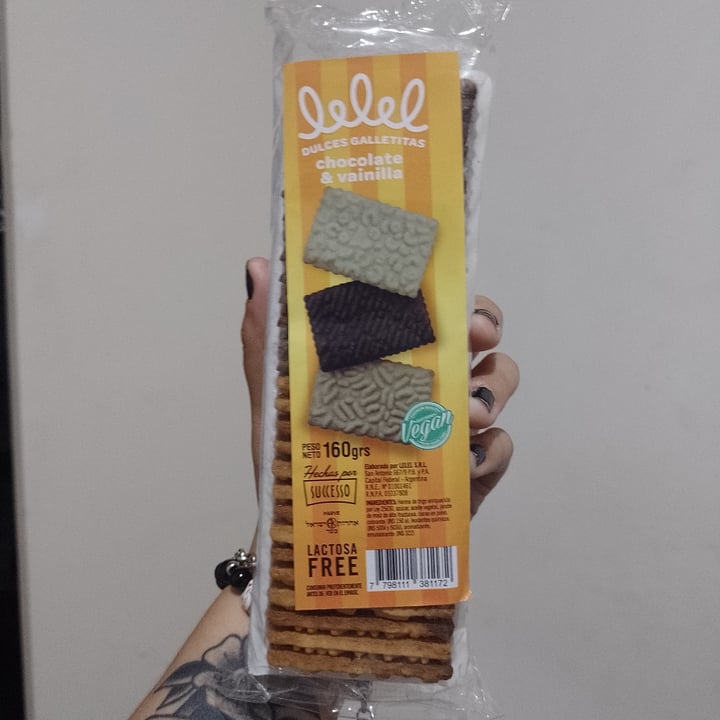 photo of Lelel Galletitas De Chocolate Y De Vainilla shared by @caiqui on  24 Mar 2022 - review