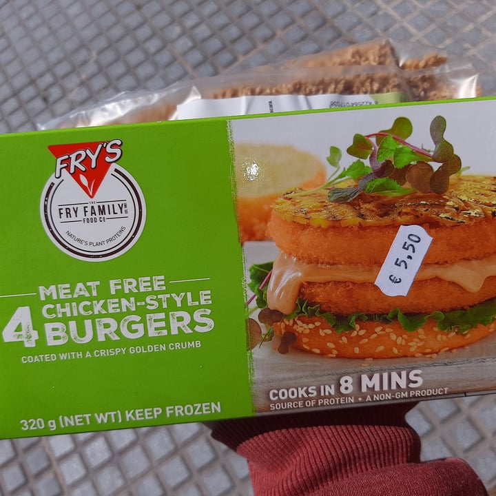 review photo of Fry's Family Food Chicken-Style Burgers shared by @alichia on 24 Mar 2021 - review