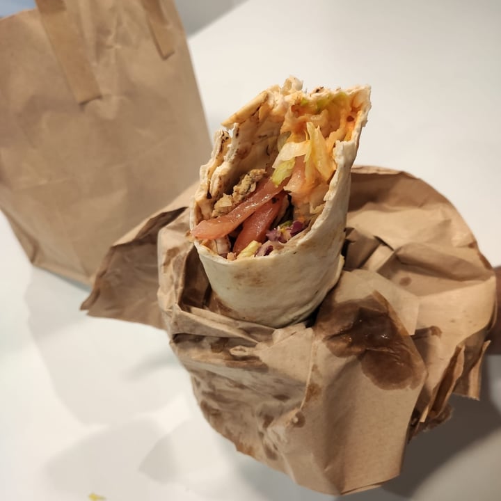 photo of Vegan Sandwich Co Chick*n Kebab shared by @signormusetto on  28 Nov 2021 - review