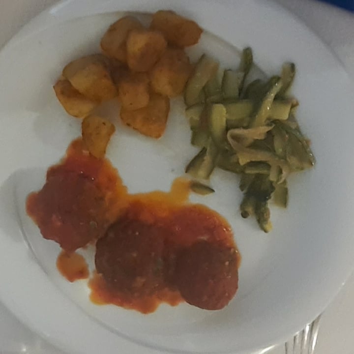 photo of Hotel Ristorante Onda Azzurra Polpette di lenticchie shared by @ghocri on  03 Jun 2021 - review