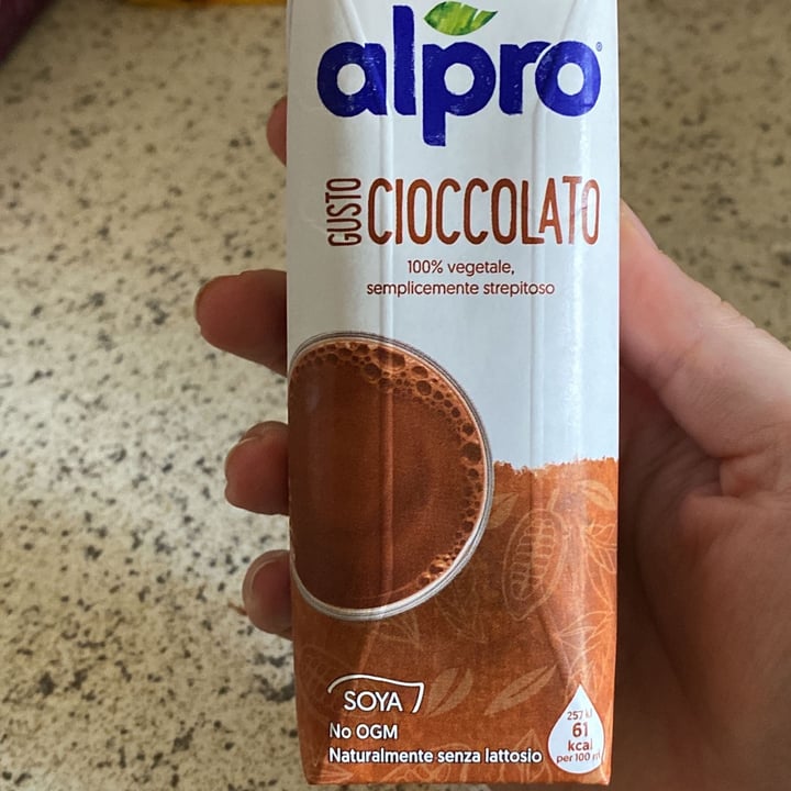 photo of Alpro Alpro Latte Al Cioccolato shared by @laupicciotti on  15 Jun 2022 - review