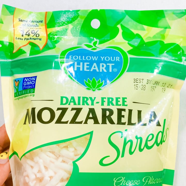 review photo of Smart choices Queso Vegano Rallado shared by @veganosrecomiendo on 03 Jan 2021 - review