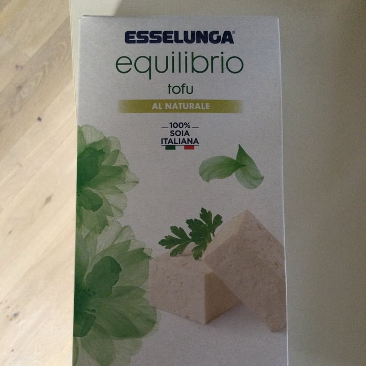 photo of Esselunga Tofu shared by @luckycavani on  31 Mar 2022 - review